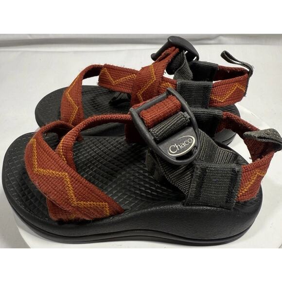 Chaco Kids Sandals Size 9 Red Orange Straps Outdoor Hiking Water Shoes EUC - Picture 6 of 16
